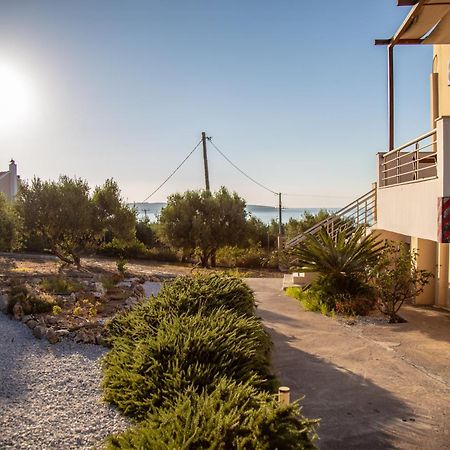 Sitia Poolside Gem - Crete'S Fuego Sagrado Lägenhet Exteriör bild