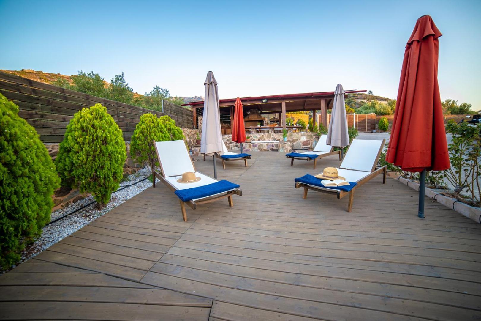Sitia Poolside Gem - Crete'S Fuego Sagrado Lägenhet Exteriör bild