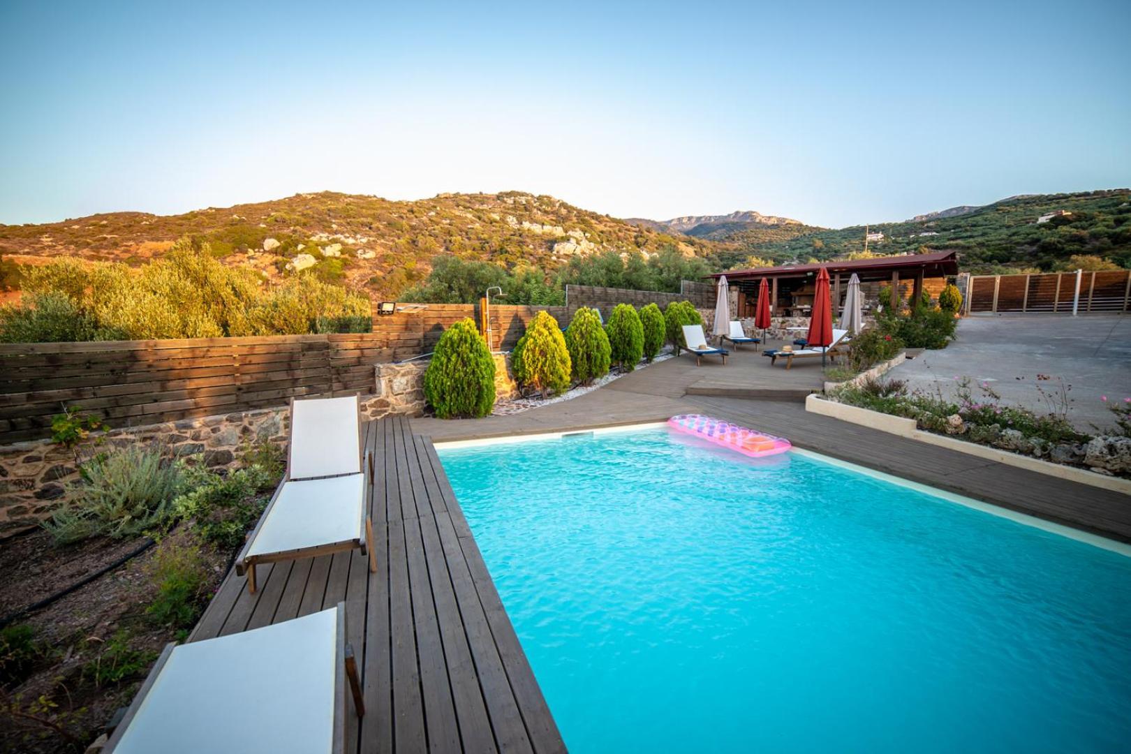 Sitia Poolside Gem - Crete'S Fuego Sagrado Lägenhet Exteriör bild